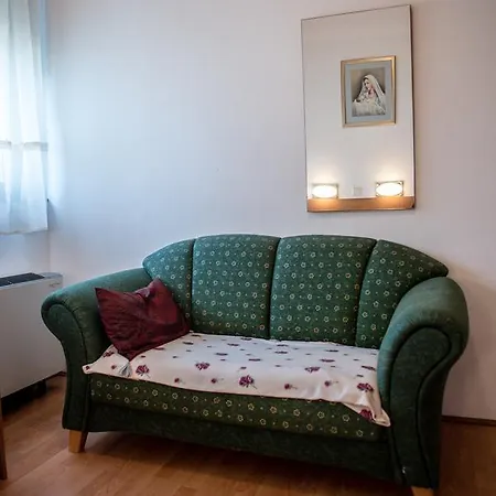 Casa de hóspedes Pansion Jarkic *